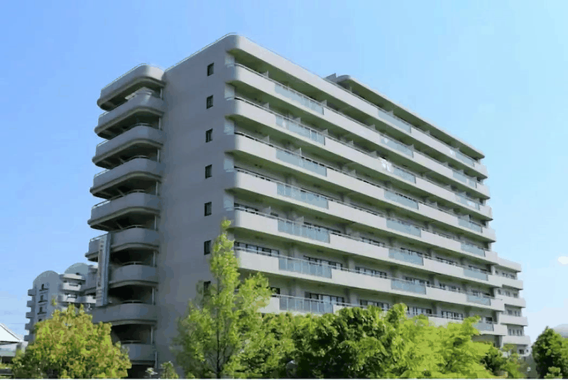 為什么在日本窮人住別墅，富人住公寓？